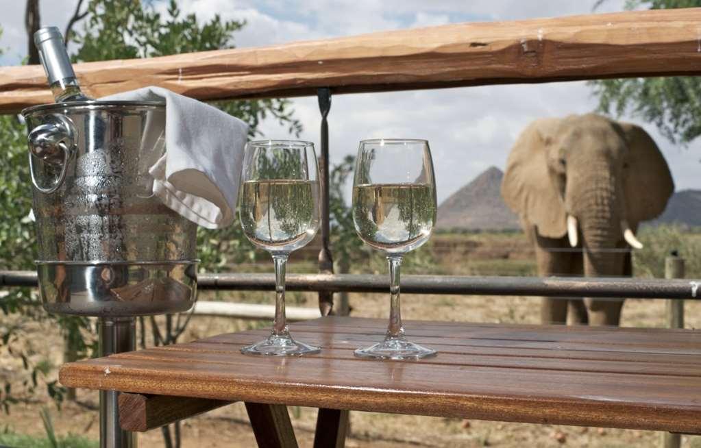 แอชนิล ซัมบูรู แคมป์ Hotel Samburu ภายนอก รูปภาพ