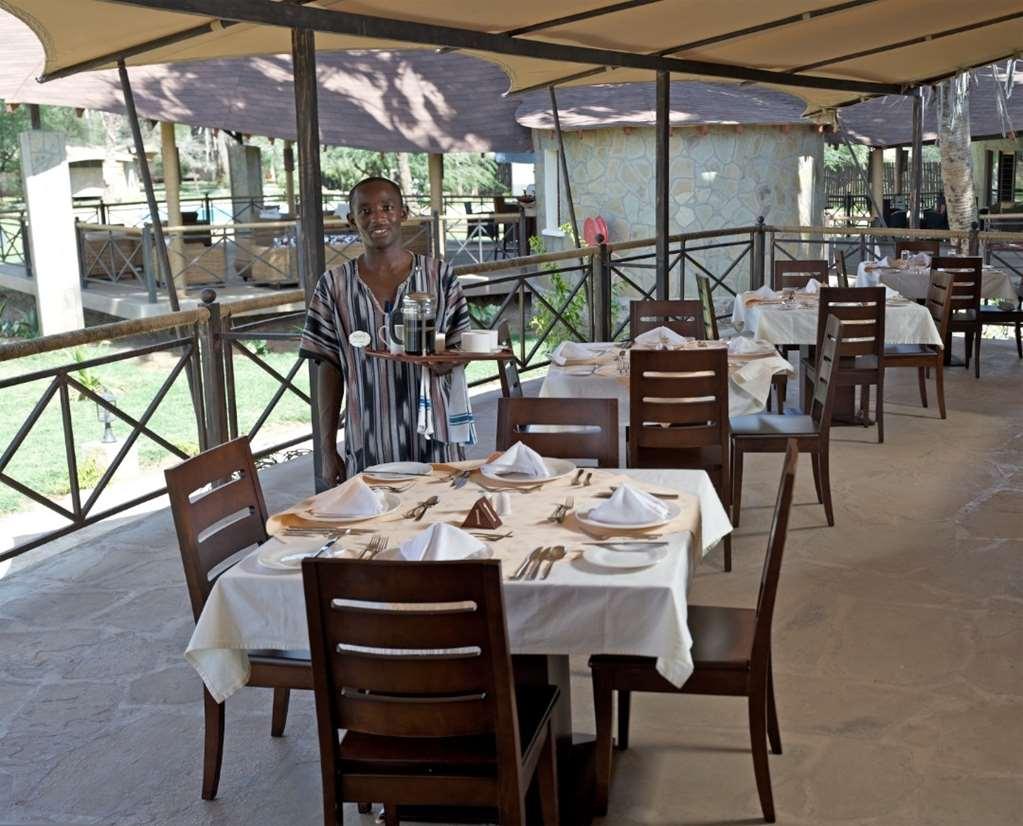แอชนิล ซัมบูรู แคมป์ Hotel Samburu ร้านอาหาร รูปภาพ